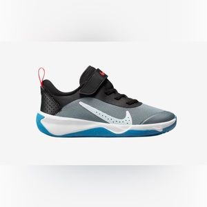 Nike boys sneakers - Size 11